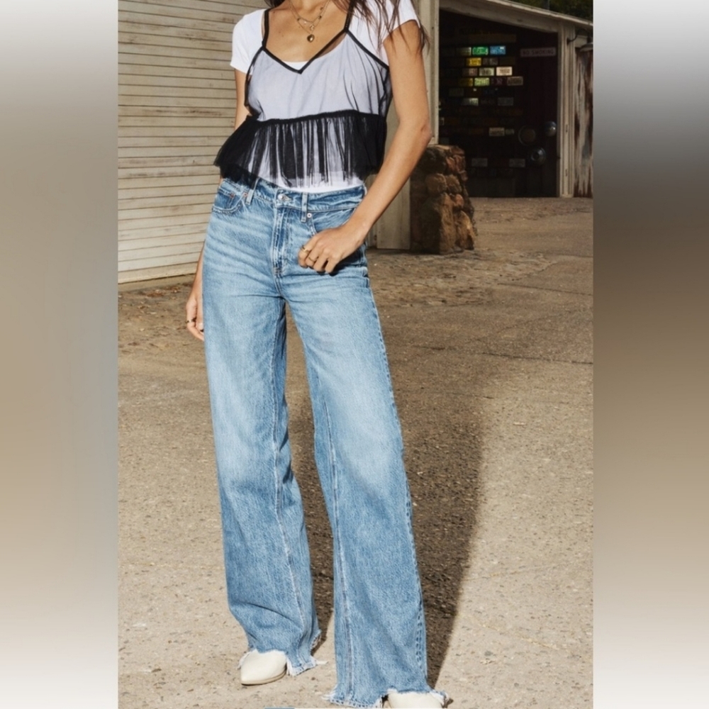 AE Dream Drape Super High Rise Wide Leg Jean